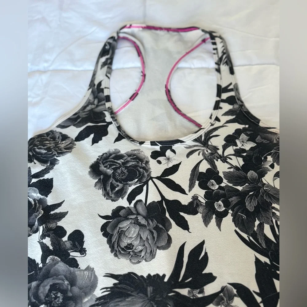 Lululemon Athletica Black and White Floral Tank Top - Picture 3 of 6